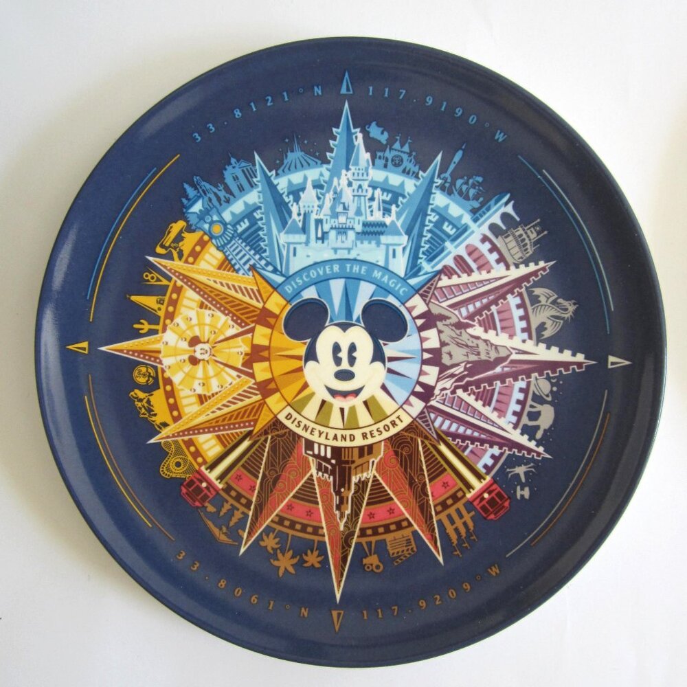 Disney Disneyland Resort Mickey Mouse Compass Discover the Magic Plates - Picture 1 of 6